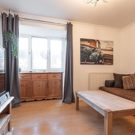 Best Price! Large Home For 4 - Smart Tv - Comfy Beds - Garden - 4 Single Beds Or 2 Doubles! Portsmouth Eksteriør bilde